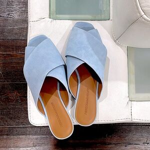 NIB Rebecca Minkoff baby blue suede crossover leather cushioned sky blue mules